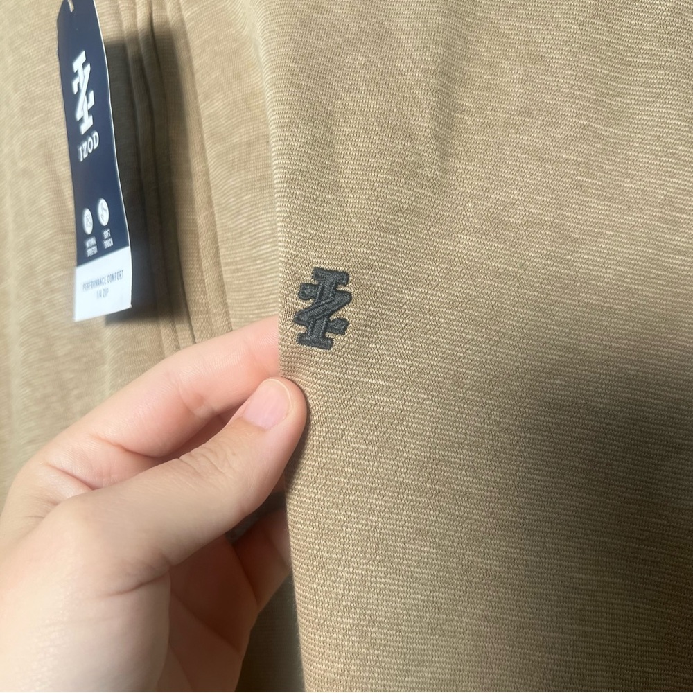 IZOD Luxury Classic Mens Tan Quarter-Zip Pullover NWT Size M - Picture 4 of 7